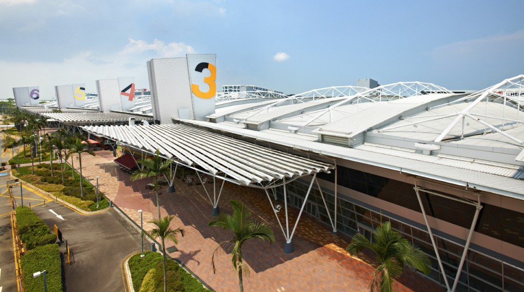 Singapore Expo spans 