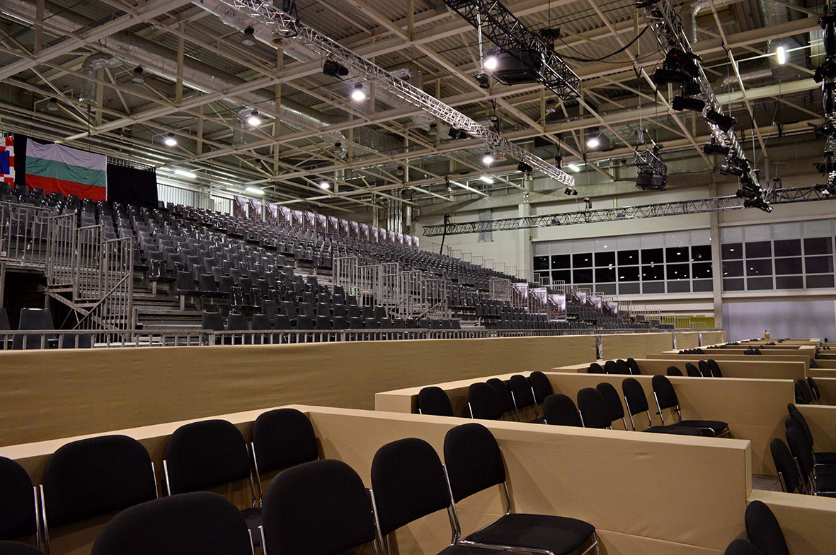 Grand stand_2